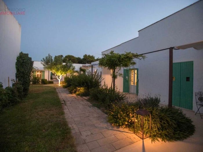 Casa con 6 locali in vendita in Via Arene, Lungomare Lido San Giovanni, Gallipoli