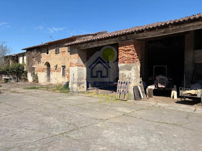 Casa con 6 locali in vendita in circonvallazione castelponzone, Castelponzone, Scandolara Ravara