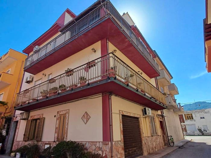Appartamento bilocale in vendita in Via Trazzera Marina, Centro, Capo d'Orlando