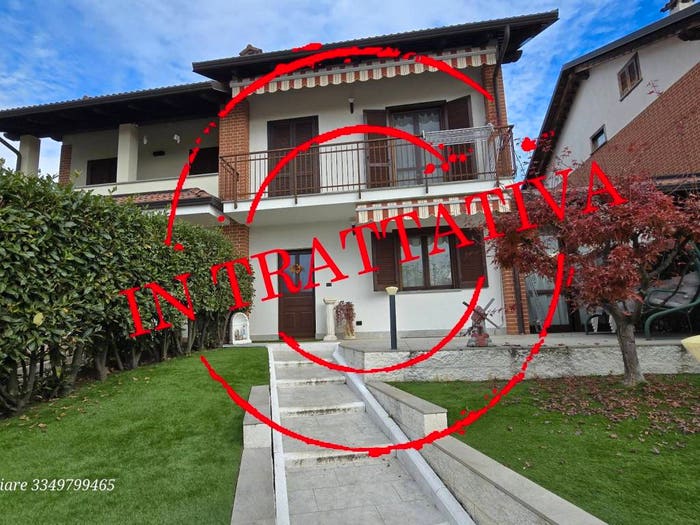 Casa con 6 locali in vendita in Vicolo Gaeta, Centro, Favria