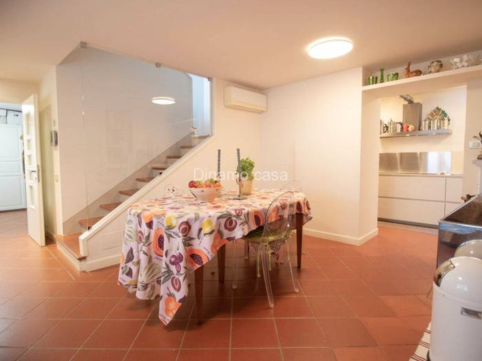 Casa quadrilocale in vendita in Piazza Carlo Lorenzini, Centro, Montale