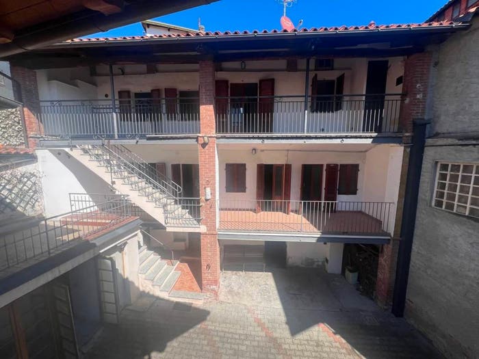 Casa con 5 locali in vendita in Vicolo Gobetto, Centro, Chiaverano