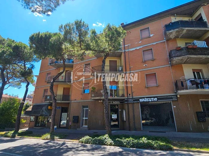 Appartamento trilocale in vendita in Via Firenze, Centro, Riolo Terme