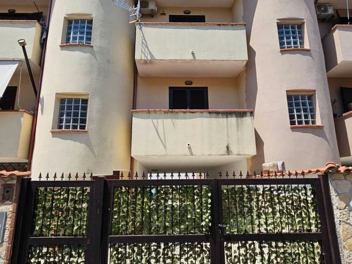 Casa quadrilocale in vendita in Via Cesare Battisti, Centro, Grazzanise