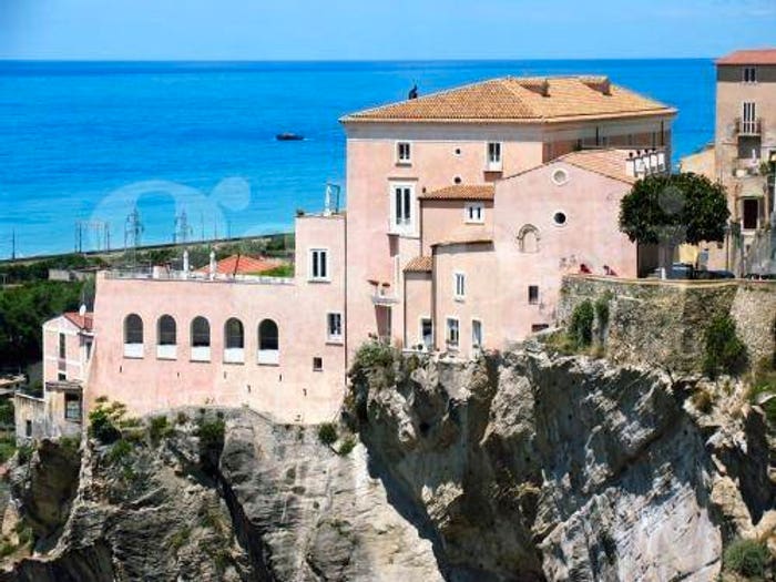 Casa con 6 locali in vendita in VIA INDIPENDENZA, Centro, Amantea