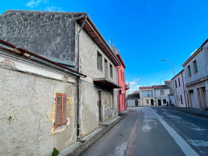 Casa quadrilocale in vendita in Pozzomaggiore