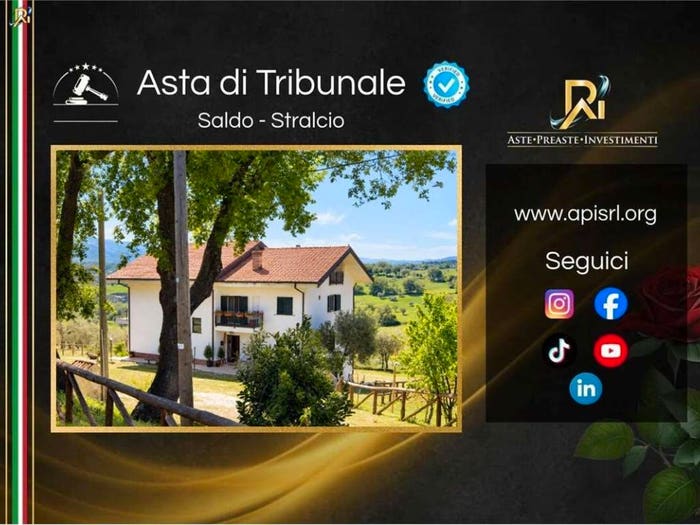 Appartamento con 6 locali in vendita in Via Vignale, Montalto Uffugo