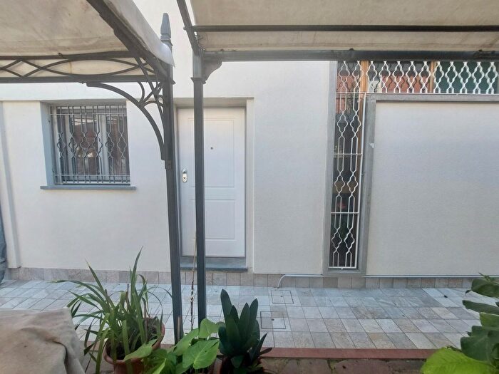 Casa con 11 locali in vendita in a della Portichina, Viareggio