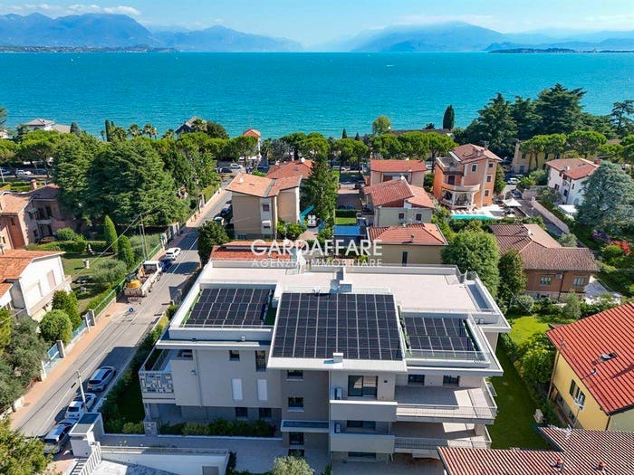Appartamento trilocale in vendita in Via G Rambotti, Desenzano Centro, Desenzano del Garda