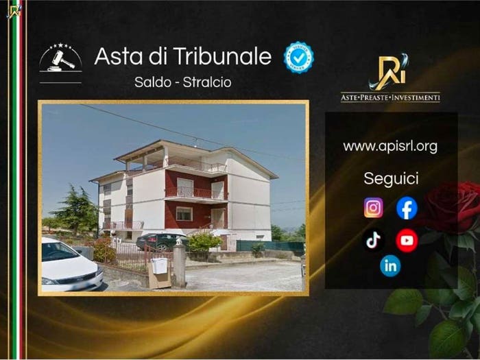 Appartamento con 5 locali in vendita in Via Sassotetto, Centro, Fermo