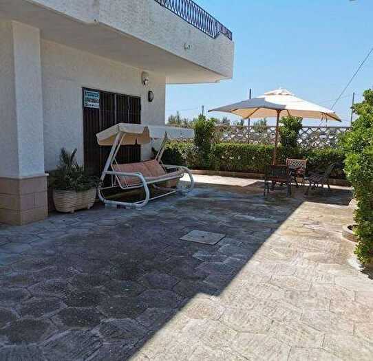Casa con 6 locali in vendita in Via Mare Bosforo, Scala Di Furno, Porto Cesareo