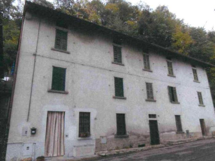 Casa trilocale in vendita in Via Piave, Paladina