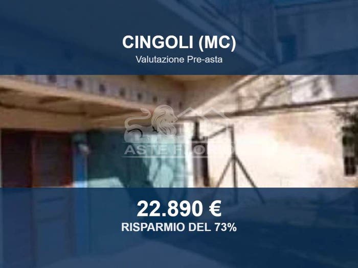 Appartamento con 6 locali in vendita in Frazione Villa Torre, Torre, Cingoli