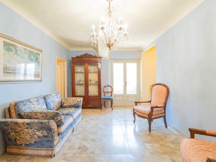 Appartamento con 6 locali in vendita in Piazza San Romano, Piazza Napoleone San Michele, Lucca