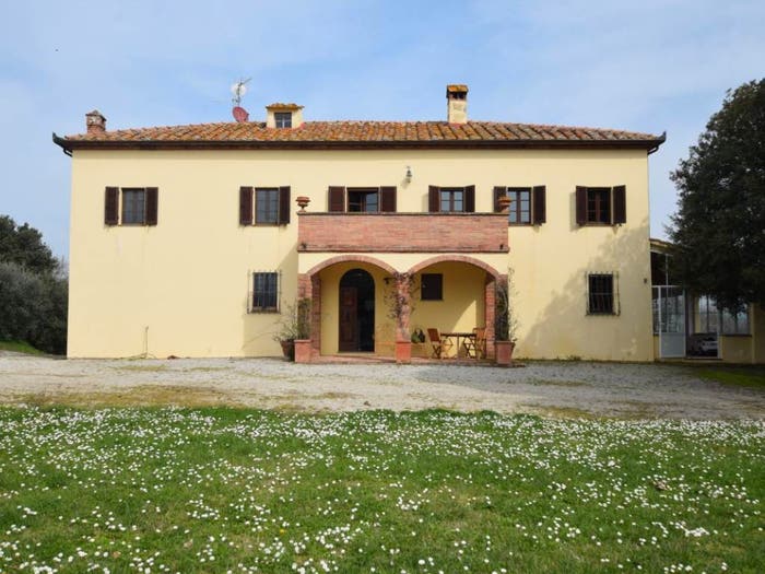 Casa con 6 locali in vendita in Via D Terra Rossa, Montepulciano