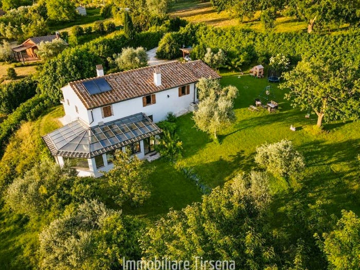 Casa quadrilocale in vendita in Centro, Amelia