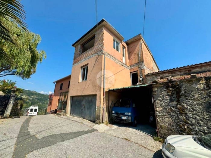 Appartamento con 5 locali in vendita in Località Crova, Moneglia