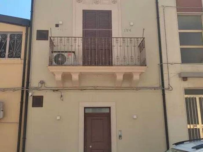 Casa quadrilocale in vendita in Via Cairoli No Number, Centro, Ispica