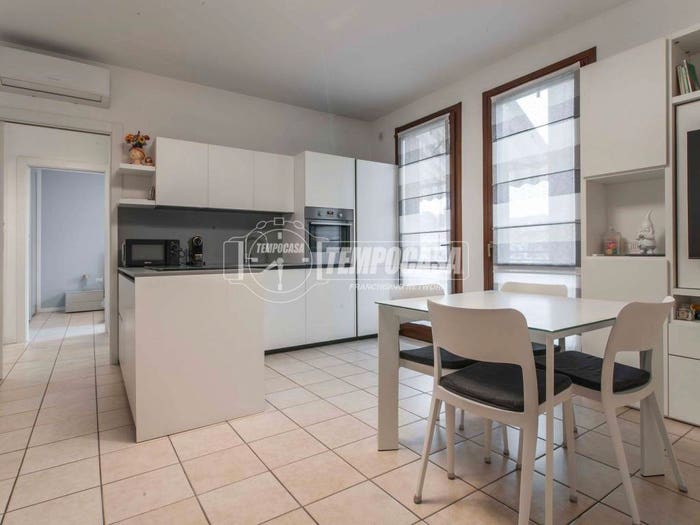 Appartamento bilocale in vendita in Via Lombardia, Olgiate Olona