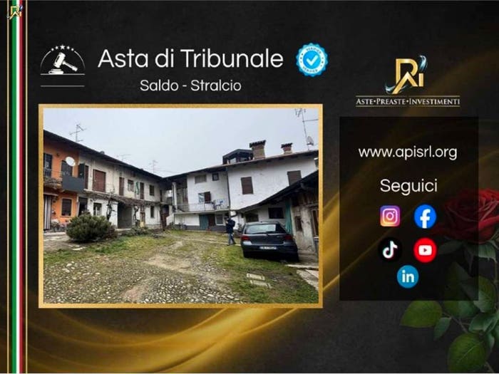 Appartamento quadrilocale in vendita in Vicolo dei romani, Casorate Sempione