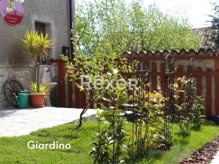 Casa con 6 locali in vendita in Frazione San Vito, Garbagna