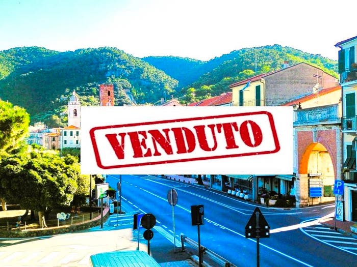 Appartamento bilocale in vendita in Via Giuseppe Verdi, Centro, Noli