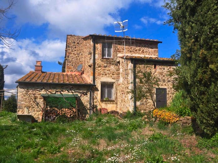 Casa con 5 locali in vendita in via Case Sparse Sant'Antonio, Pomarance