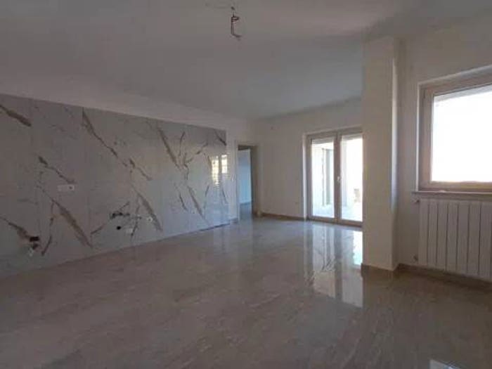 Appartamento trilocale in vendita in Via Arcivescovo Pontillo No Number, Casagiove