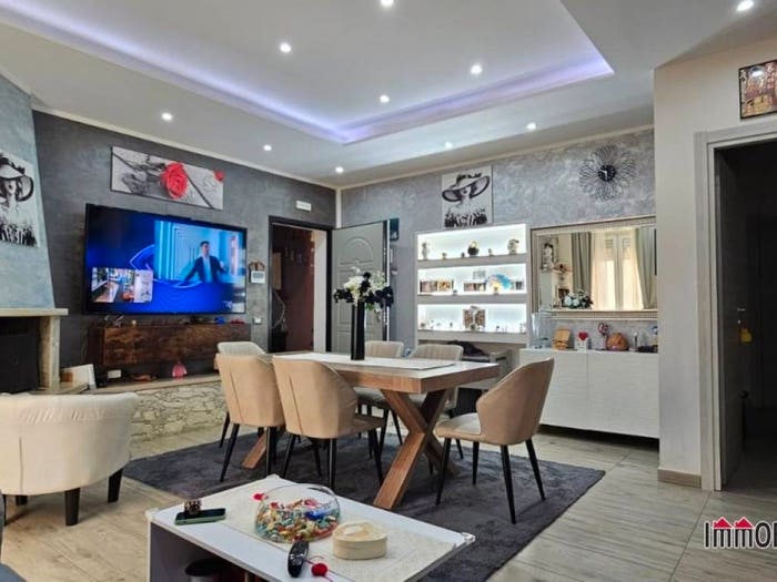 Casa con 5 locali in vendita in Abbadia Campolungo, Colle di Val d'Elsa