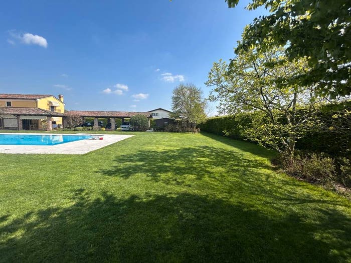 Casa con 6 locali in vendita in VIALE GIUSEPPE MAZZINI, Centro, Mestrino