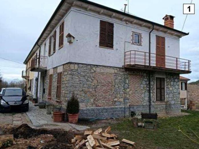 Casa trilocale in vendita in Frazione Garadassi, Fabbrica Curone