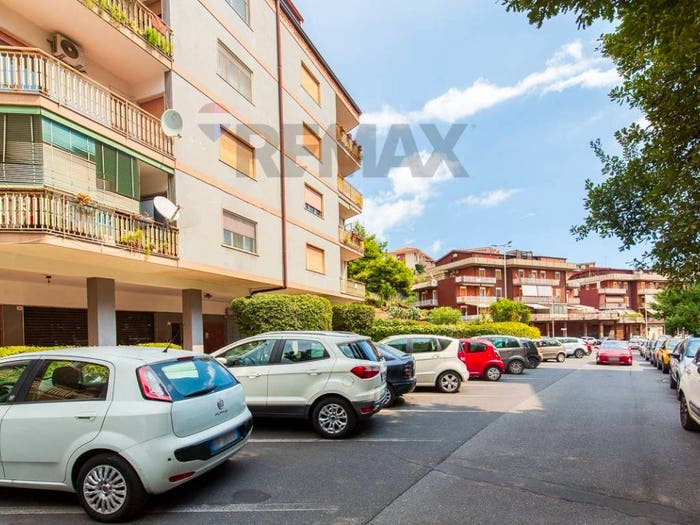 Appartamento quadrilocale in vendita in Via Giuseppe Mazzini, Centro, Gravina di Catania