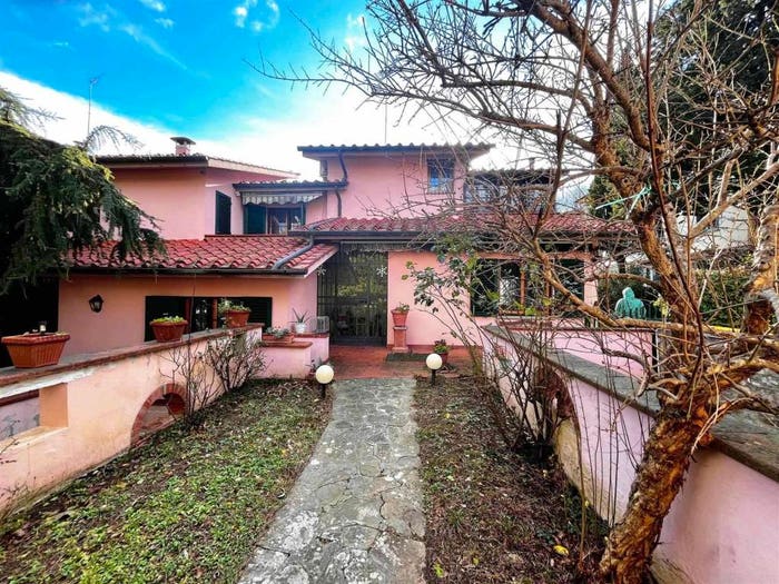 Casa con 6 locali in vendita in Via del Partigiano, Montebeni, Fiesole
