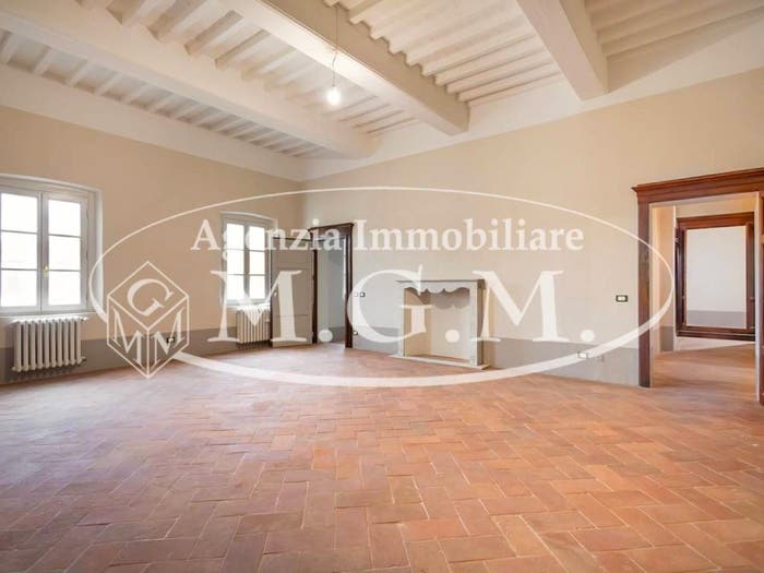 Appartamento con 6 locali in vendita in Castelfranco di Sotto