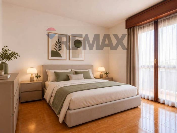 Appartamento trilocale in vendita in Via Fermi, Arnate, Gallarate
