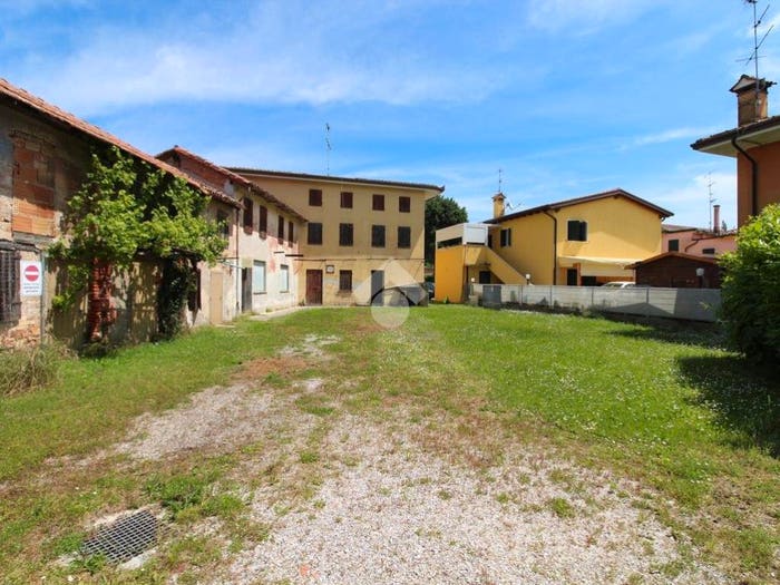 Casa con 6 locali in vendita in Via Strada Nuova, Caorle