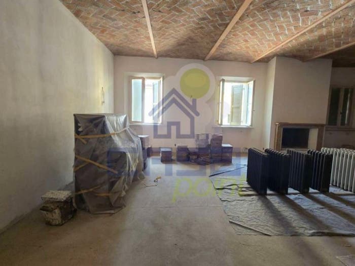 Appartamento con 6 locali in vendita in via Beccaria, Centro, Guastalla