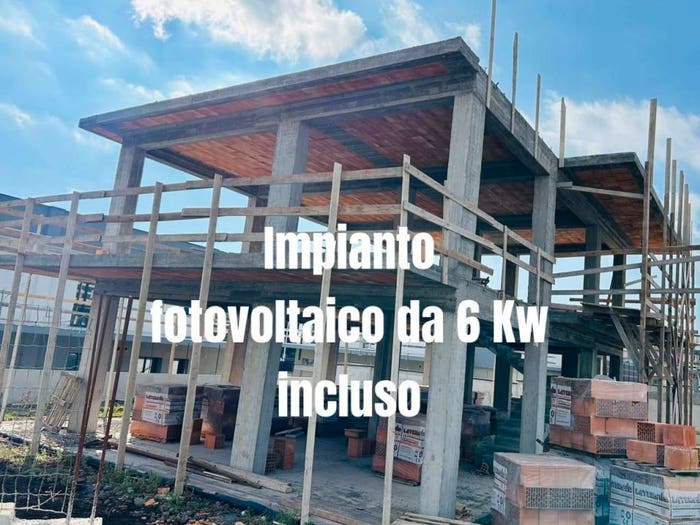 Casa con 6 locali in vendita in Via Don Luigi Sturzo, San Cosmo Corso Italia Piazza Dante, Acireale