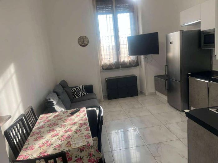 Appartamento trilocale in vendita in corso Lodi, Lodi Brenta, Milano