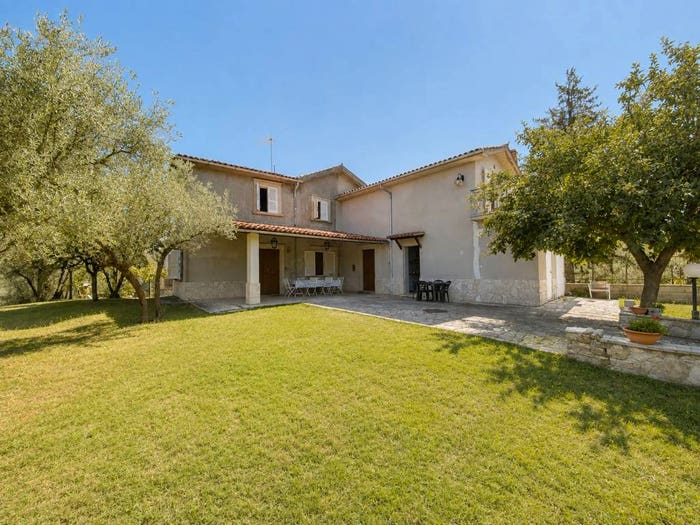 Casa con 6 locali in vendita in Via Madoni, Matone, Monteleone Sabino