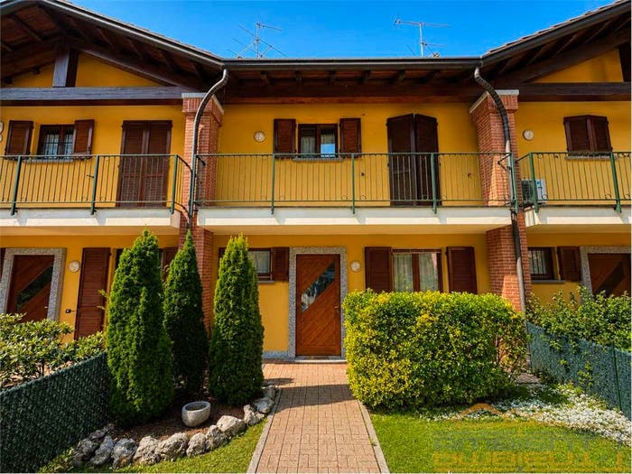 Casa quadrilocale in vendita in via ROMA, Cologna Caraverio, Castello di Brianza