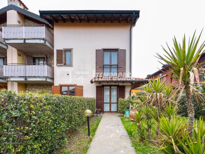 Appartamento bilocale in vendita in Via Lorenzo Lotto, Brignano Gera d'Adda