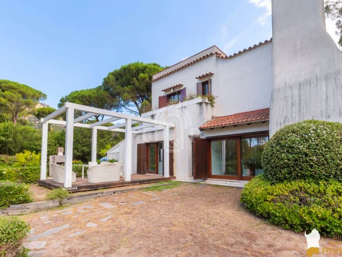 Casa con 6 locali in vendita in Comunione Pineta Is Morus, Santa Margherita Di Pula, Pula