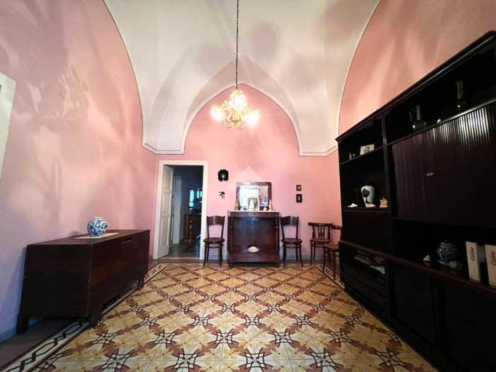 Casa con 6 locali in vendita in Via Giacomo Puccini, Mesagne