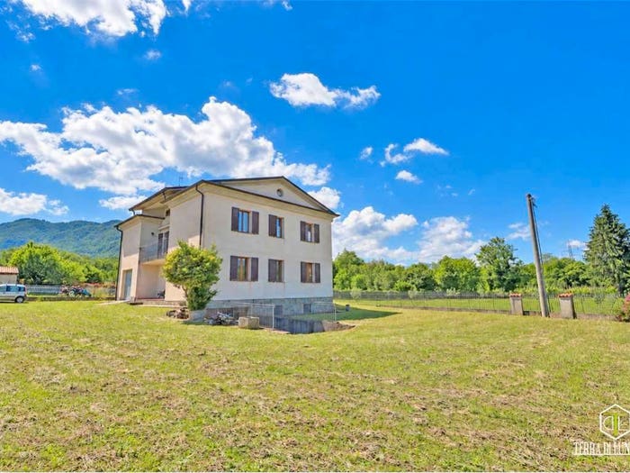 Casa con 6 locali in vendita in Via piantrucano, Arpiola Pianfurcano, Mulazzo