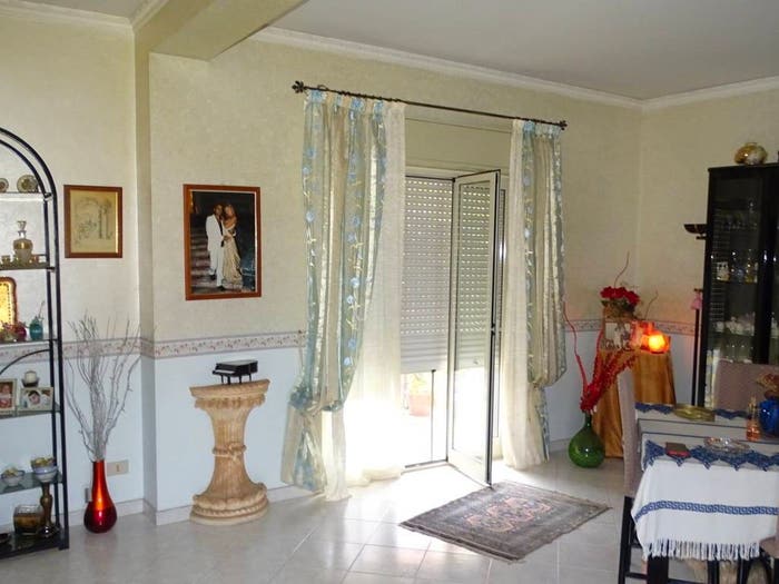 Appartamento quadrilocale in vendita in Via Antonino Corsaro, Centro, Camporotondo Etneo