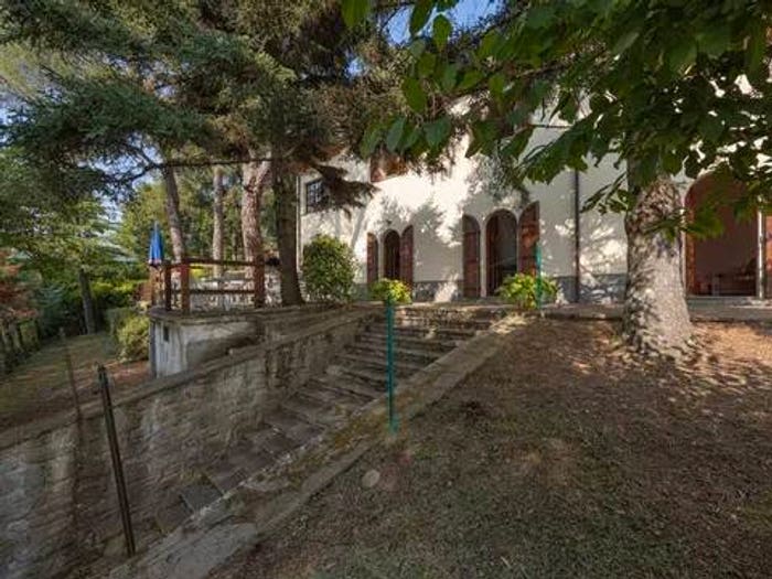 Casa con 6 locali in vendita in Cs Torreone No Number, Cortona
