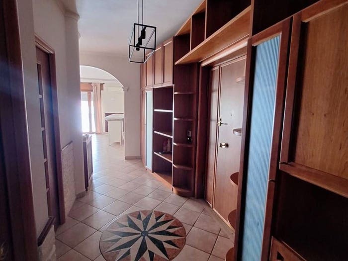 Appartamento con 5 locali in vendita in Vico delle Trone, Stella Materdei, Napoli