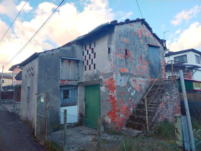Casa bilocale in vendita in Via della Resistenza, Piana Battolla, Follo