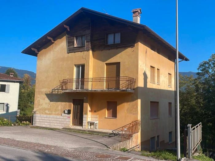 Appartamento con 6 locali in vendita in FRAZIONE MADICE, Madice, Bleggio Superiore